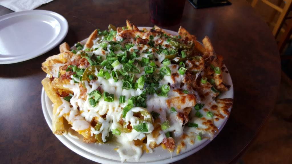 Grubs Uptown | restaurant | 3467 N Shiloh Dr, Fayetteville, AR 72703, USA | 4795824782 OR +1 479-582-4782