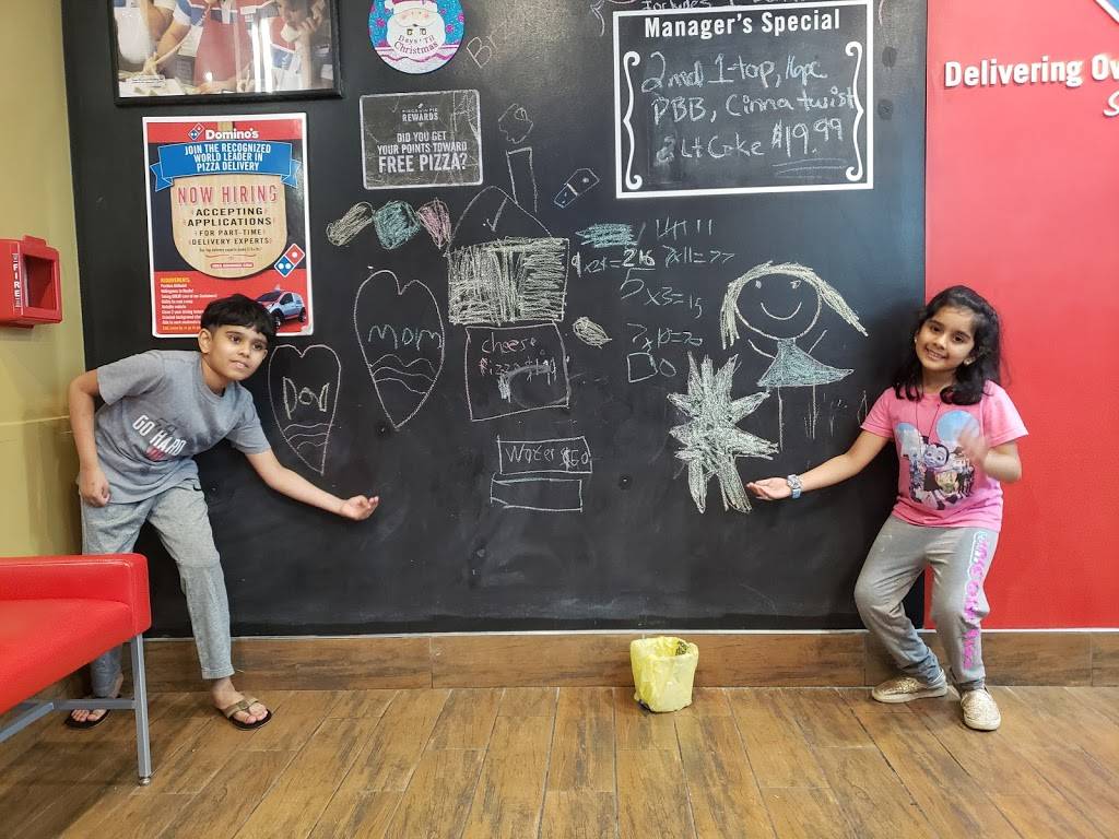 Dominos Pizza | meal delivery | 5389 S Kirkman Rd, Orlando, FL 32819, USA | 4072488434 OR +1 407-248-8434