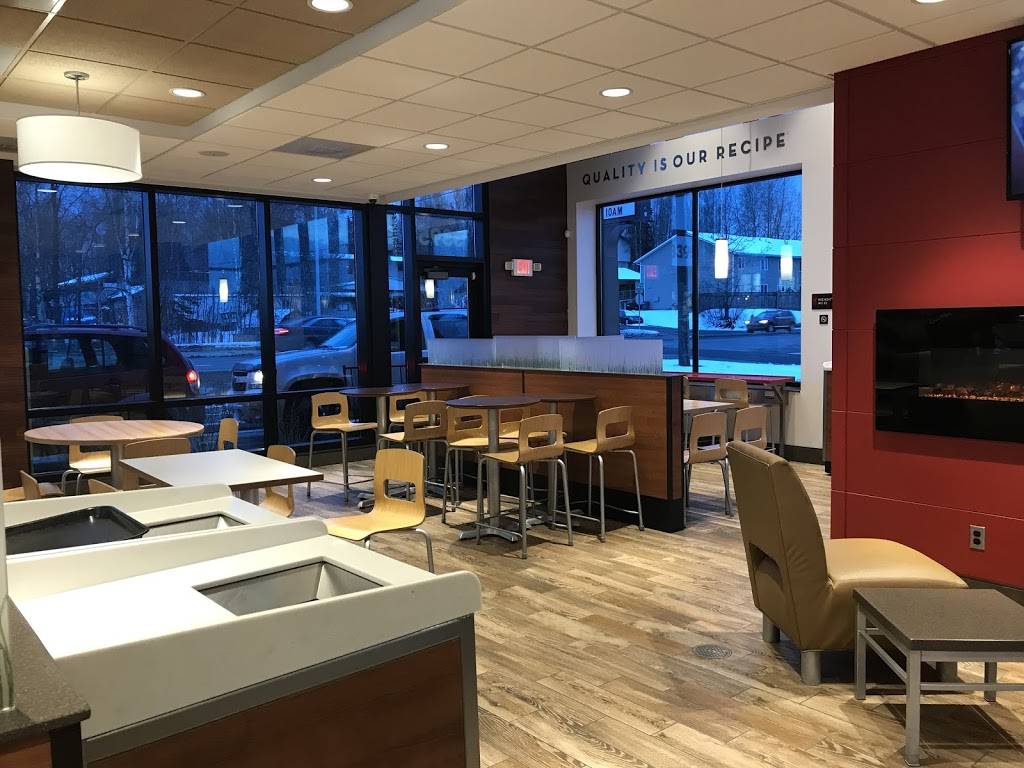 Wendys | restaurant | E, 3395 E Tudor Rd, Anchorage, AK 99507, USA | 9073171571 OR +1 907-317-1571