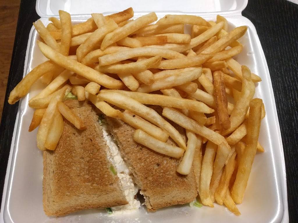 Josephs Coney Island | restaurant | 12500 E Jefferson Ave, Detroit, MI 48215, USA | 3138244900 OR +1 313-824-4900