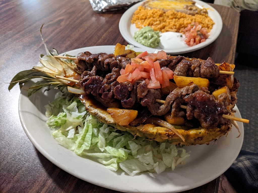 Lucio’s | restaurant | 875 E Main St, Quincy, CA 95971, USA | 5302831949 OR +1 530-283-1949