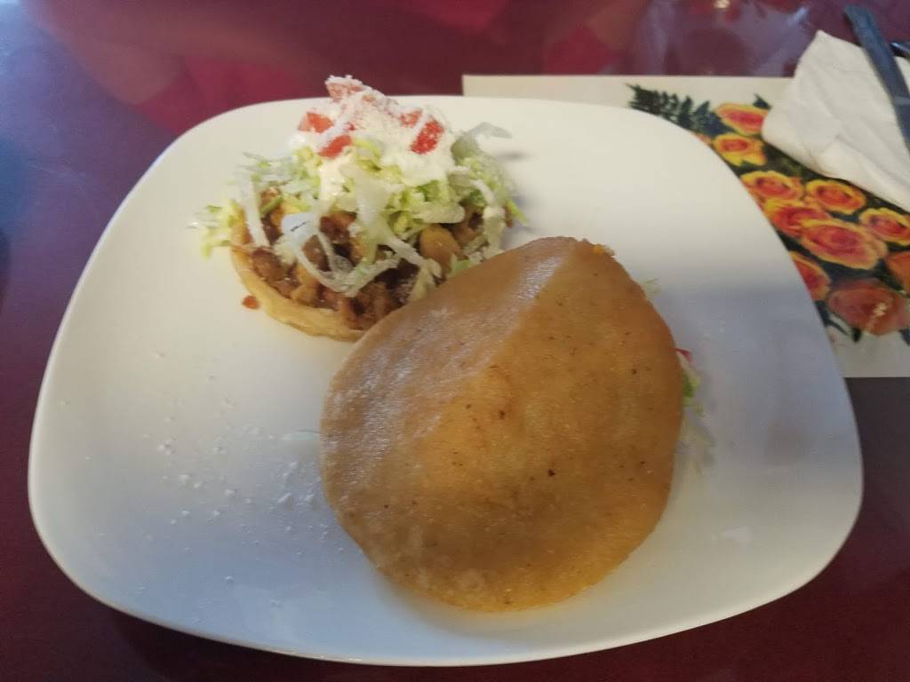 Aydees Restaurant | restaurant | 1072 E Vista Way, Vista, CA 92084, USA | 7607230110 OR +1 760-723-0110