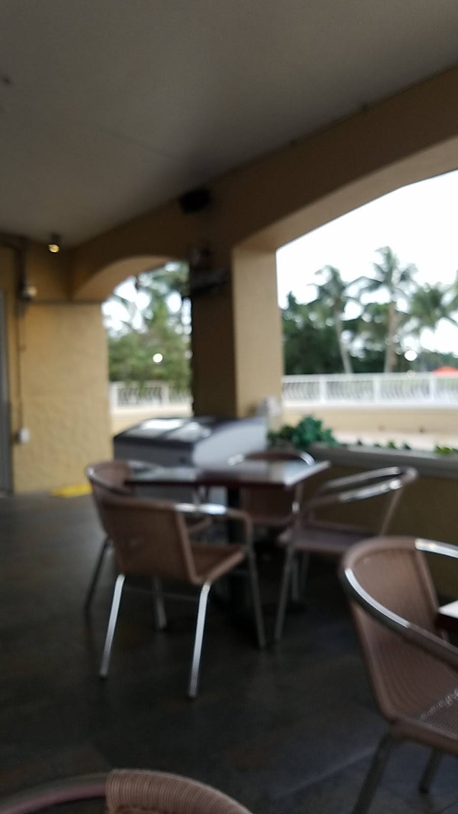 Betty Croquer Doral Isles Restaurant | restaurant | 6450 NW 110th Ave, Doral, FL 33178, USA | 7864706967 OR +1 786-470-6967