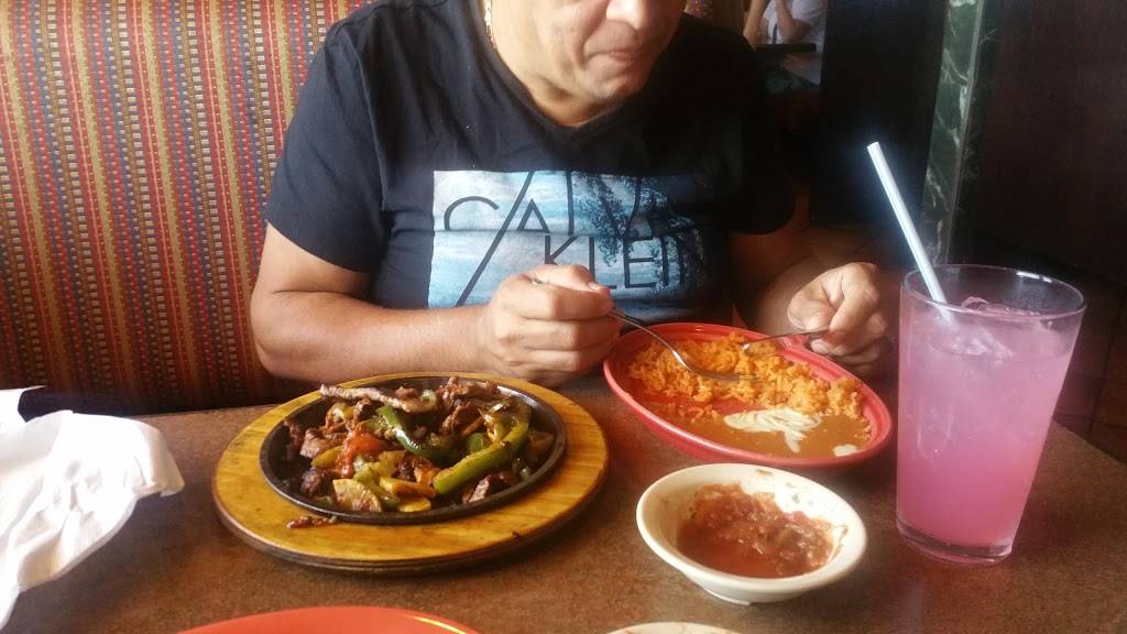 El Vallarta | restaurant | 1890 W Roosevelt Blvd, Monroe, NC 28110, USA | 7042830917 OR +1 704-283-0917