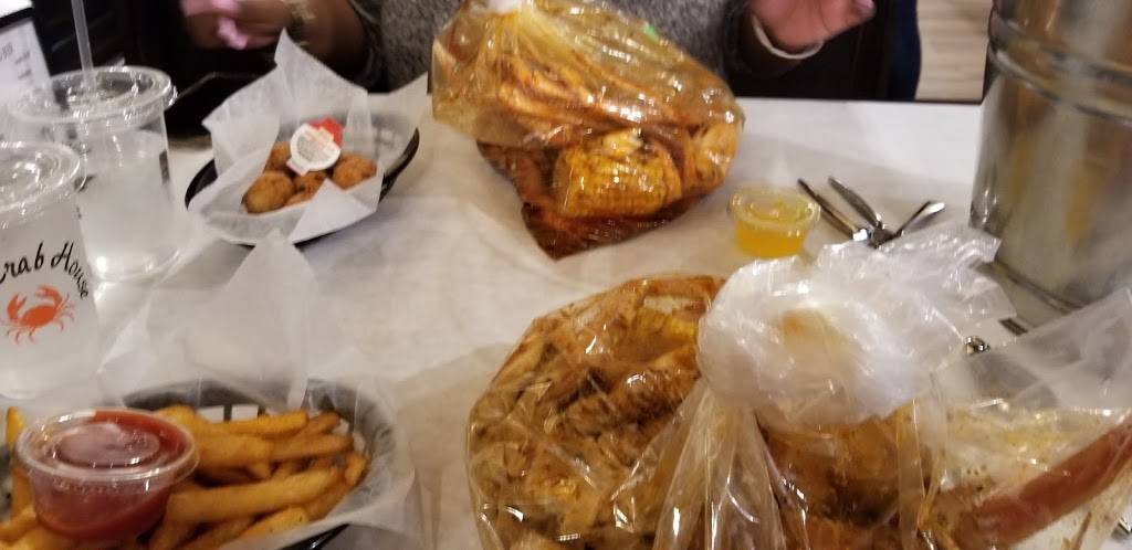 Cary Crab House | restaurant | 220 Crossroads Blvd #2460, Cary, NC 27518, USA | 9192339828 OR +1 919-233-9828
