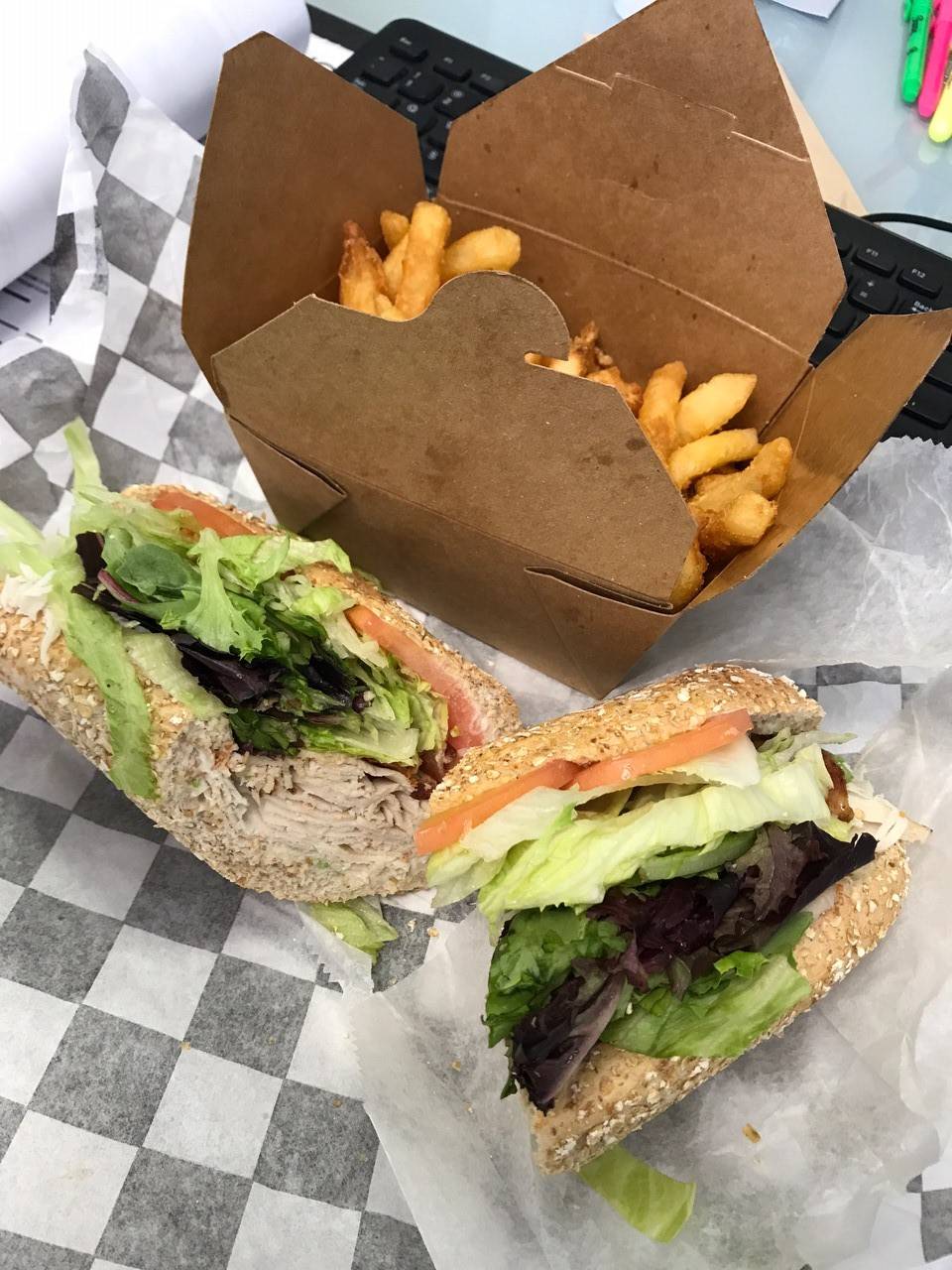 The Club: Burgers & Sandwiches | restaurant | 261 S Van Dorn St, Alexandria, VA 22304, USA | 7035663748 OR +1 703-566-3748