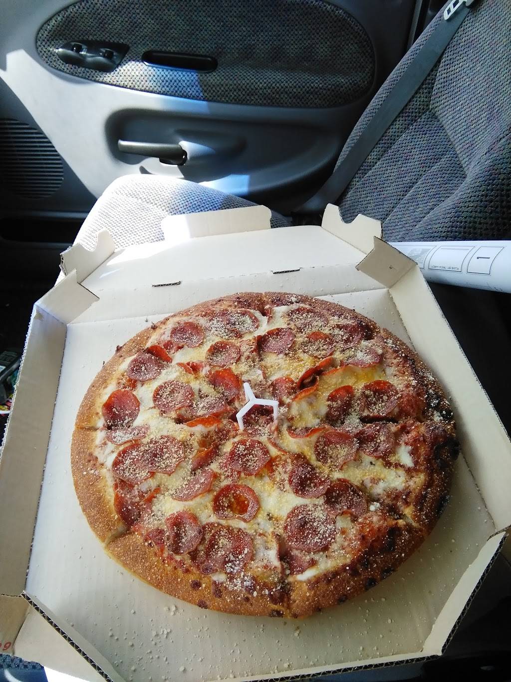 Pizza Hut | restaurant | 5004 NW 34th Blvd, Gainesville, FL 32605, USA | 3523737733 OR +1 352-373-7733