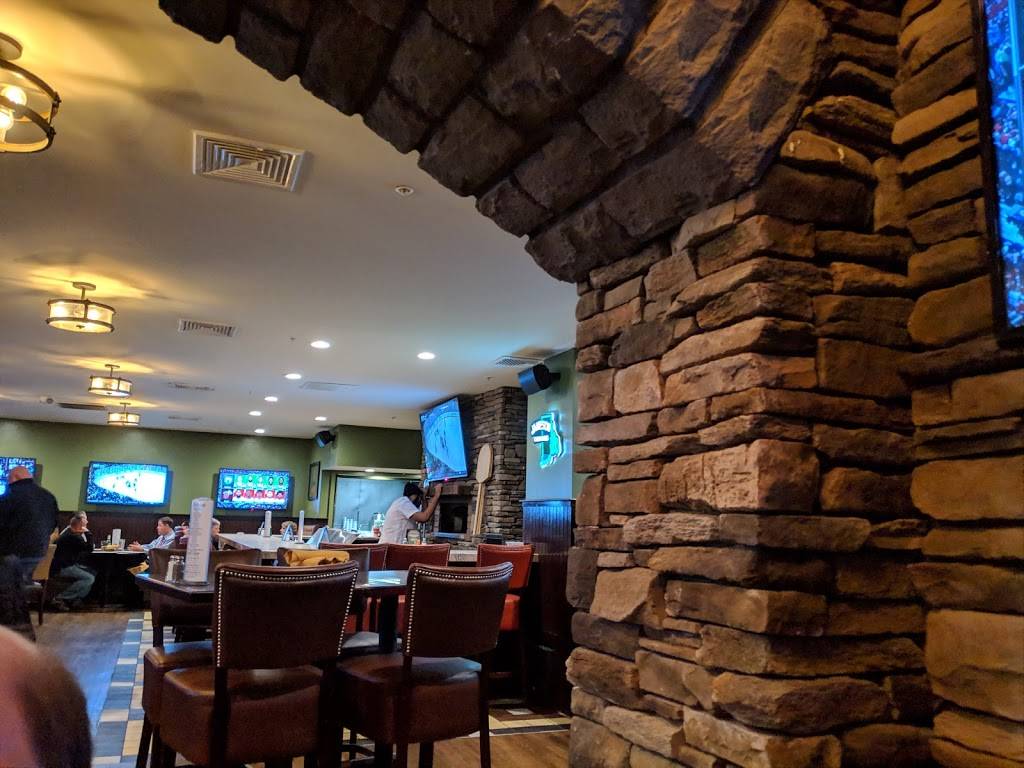 Arigna Irish Pub & Coal Fire Kitchen North Providence | restaurant | 1058 Charles St, North Providence, RI 02904, USA | 4016425853 OR +1 401-642-5853