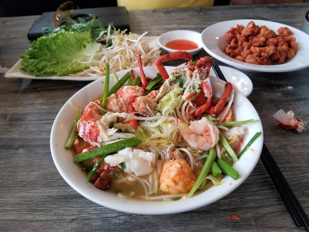 Houston Crawfish & Seafood | restaurant | 13192 Veterans Memorial Dr, Houston, TX 77014, USA | 8324463488 OR +1 832-446-3488