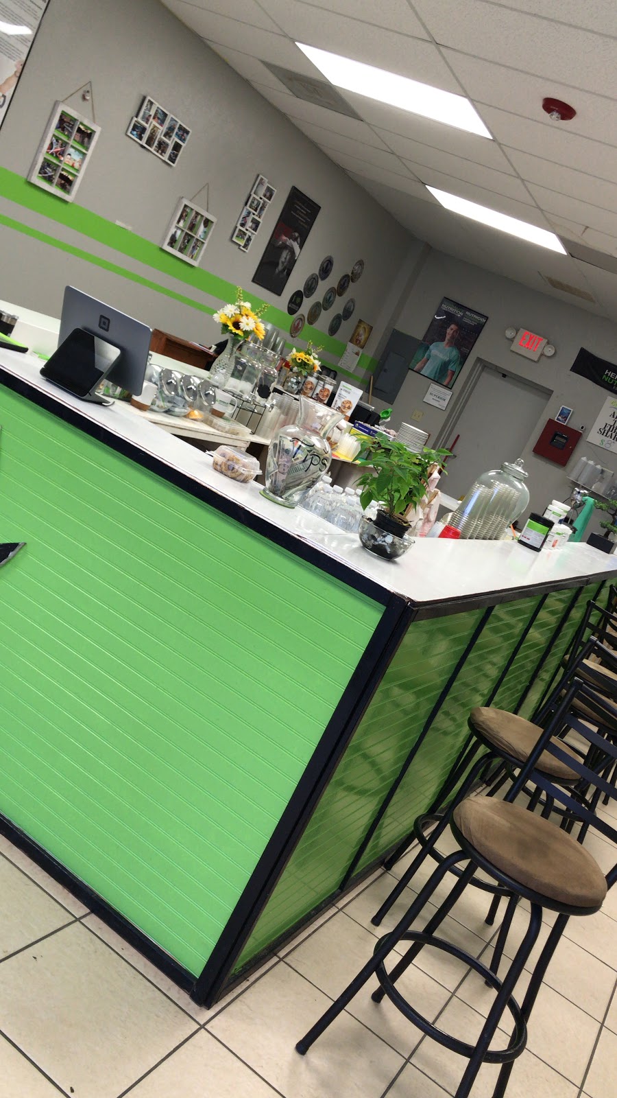 Love nutrition | cafe | 3045 College St B, Beaumont, TX 77701, USA | 4095548007 OR +1 409-554-8007