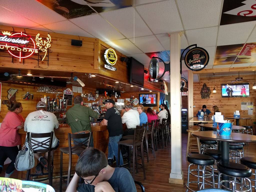 Shafer Saloon Bar & Grill | restaurant | 30220 Redwing Ave, Shafer, MN 55074, USA | 6512571615 OR +1 651-257-1615