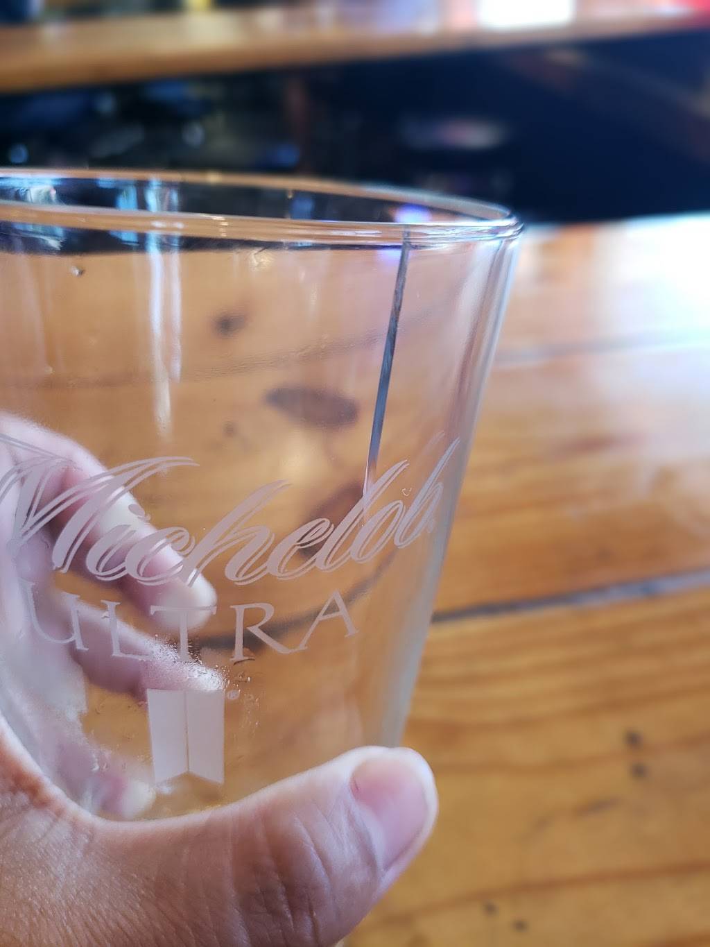 Roadhouse Cafe & Lounge | restaurant | 9725 Hwy 20, Angola, IN 46703, USA | 2606658640 OR +1 260-665-8640