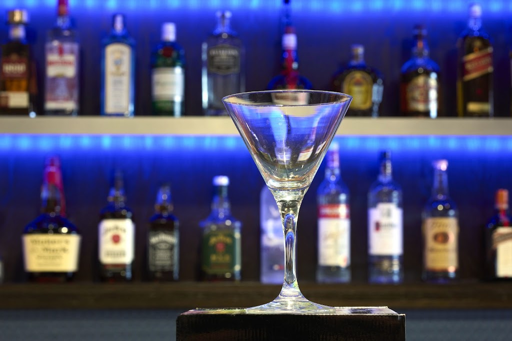 Flight Deck Pub | restaurant | 6921 S Lindbergh Blvd, St. Louis, MO 63125, USA | 3148851064 OR +1 314-885-1064