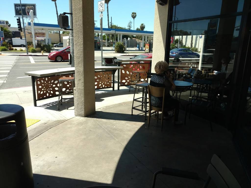 Starbucks | cafe | 4800 Laurel Canyon Blvd, Valley Village, CA 91607, USA | 8187548123 OR +1 818-754-8123