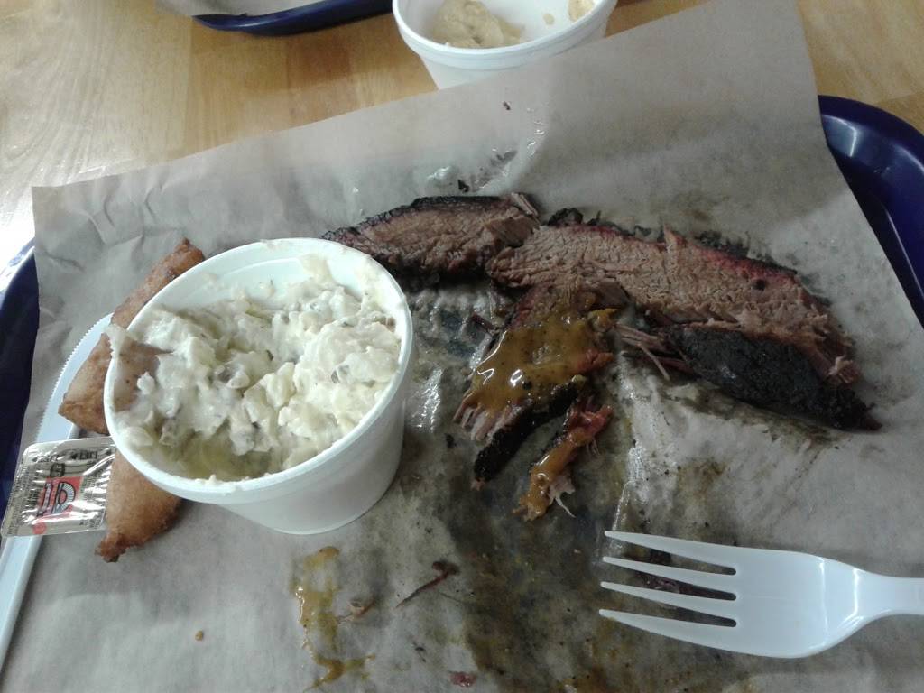 Cainos Red Barn Grill | restaurant | 101 Red Barn Rd, Hubert, NC 28539, USA | 9103262276 OR +1 910-326-2276