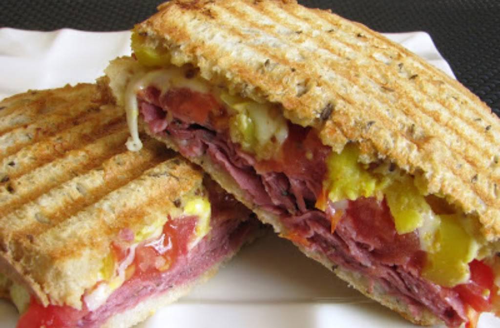 Oxford Market, Oxford Mass | cafe | 676 Main St, North Oxford, MA 01537, USA | 5087316042 OR +1 508-731-6042