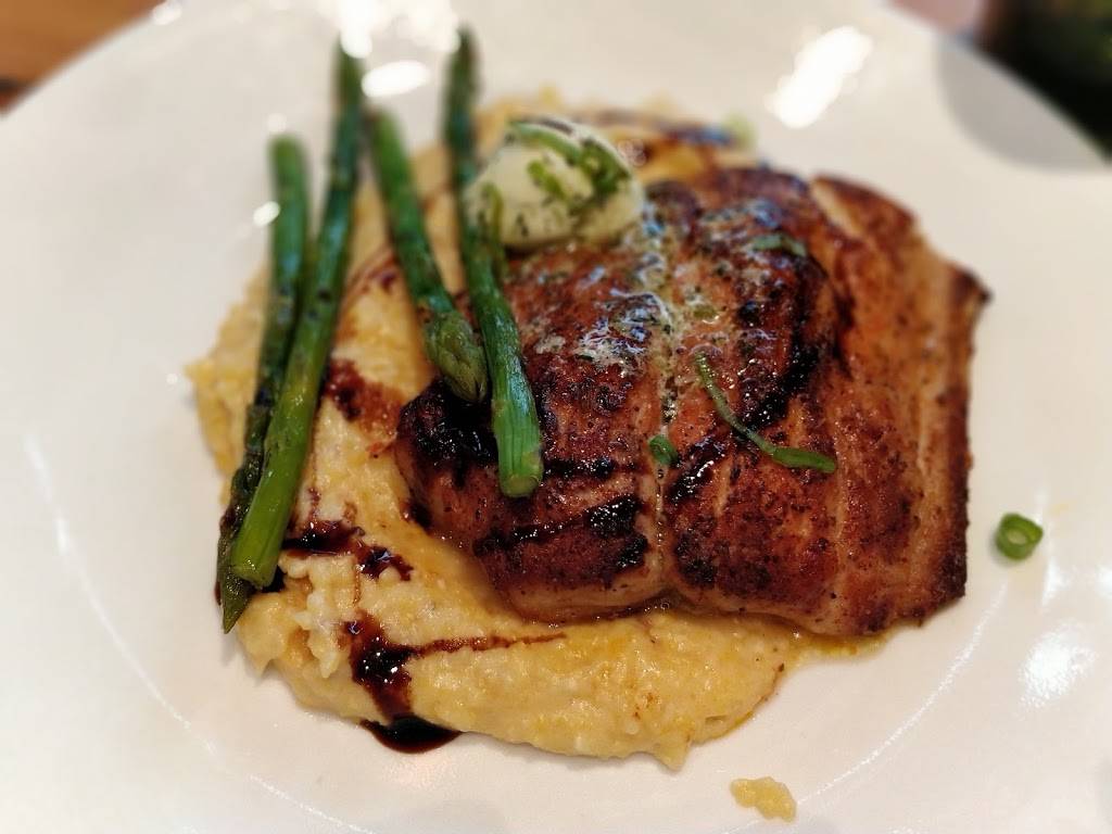 Forklift Restaurant | restaurant | 1101-1103 W Jackson St, Tupelo, MS 38804, USA | 6625107001 OR +1 662-510-7001