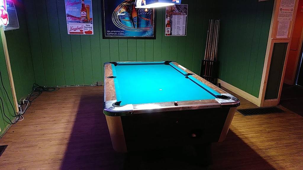 C Jays Bar and Grill | restaurant | 3333 Lincoln Way E, Massillon, OH 44646, USA | 3308332270 OR +1 330-833-2270