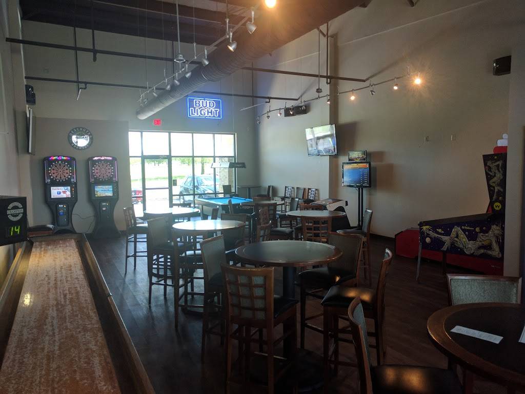 The Roost Bar & Grill (Sunshine) | restaurant | 2025 W Sunshine St #104, Springfield, MO 65807, USA | 4178654000 OR +1 417-865-4000