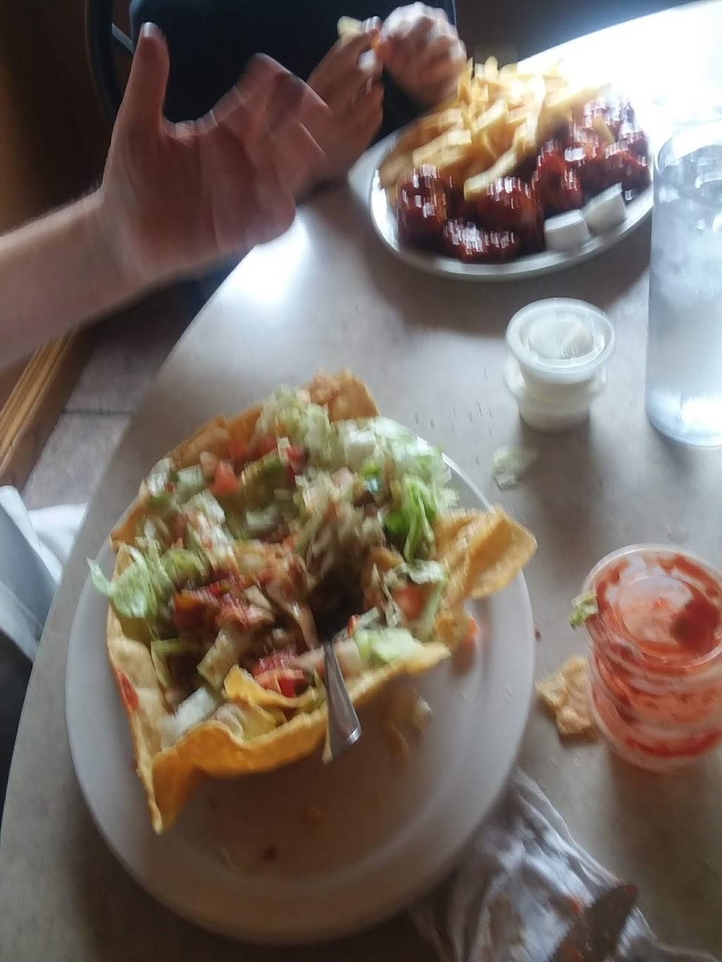 J J Rubys | restaurant | 2862 N State Rd, Ithaca, MI 48847, USA | 9898753000 OR +1 989-875-3000