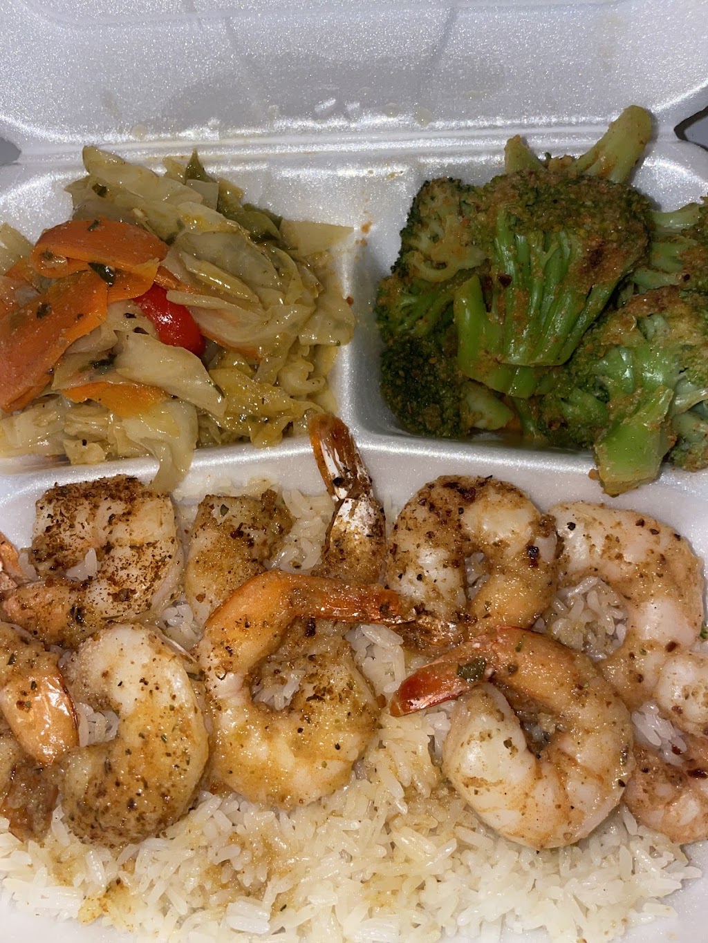 Mobilekuisine | restaurant | 1621 N State Rd 7, Lauderhill, FL 33313, USA | 7543036917 OR +1 754-303-6917