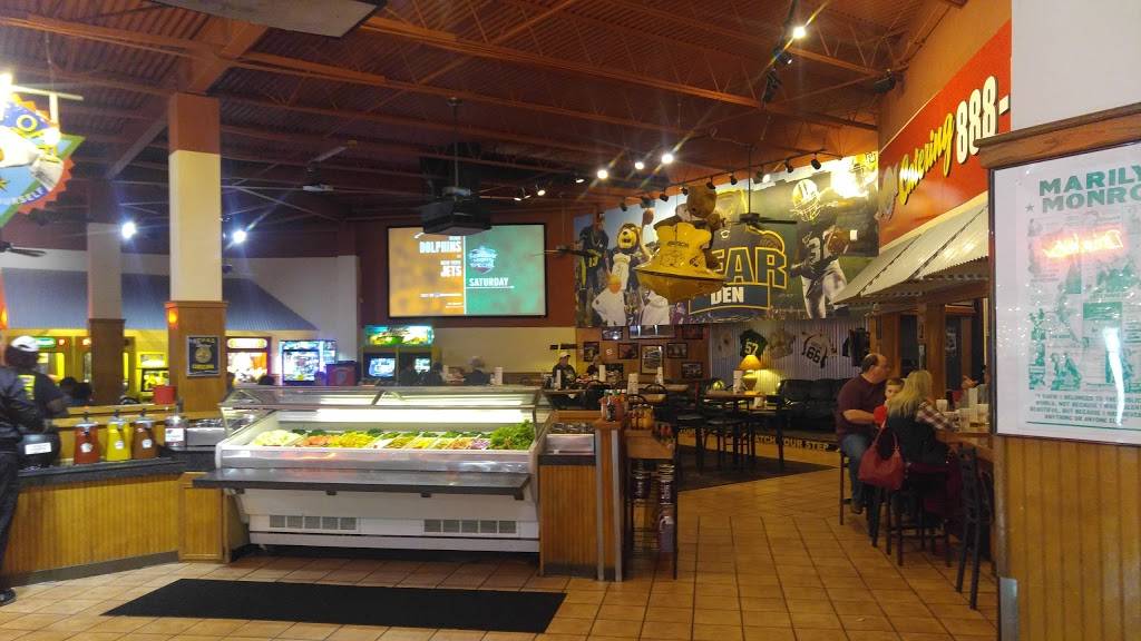 Fuddruckers | restaurant | 1411 N Valley Mills Dr, Waco, TX 76710, USA | 2547760961 OR +1 254-776-0961