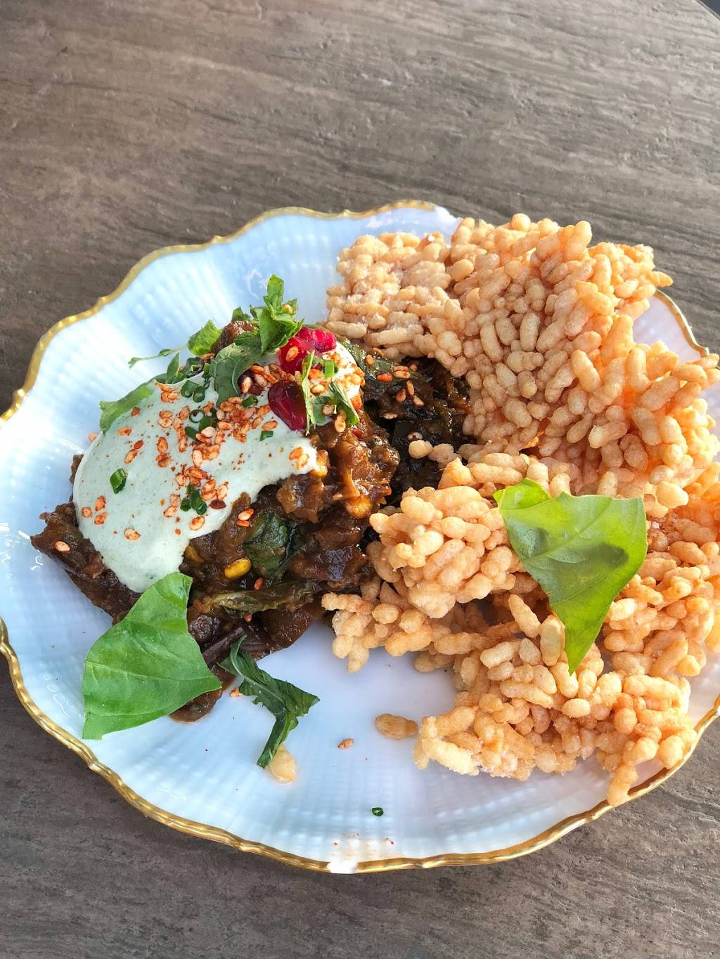 Makani | restaurant | 512 Rose Ave, Venice, CA 90291, USA | 4246455410 OR +1 424-645-5410