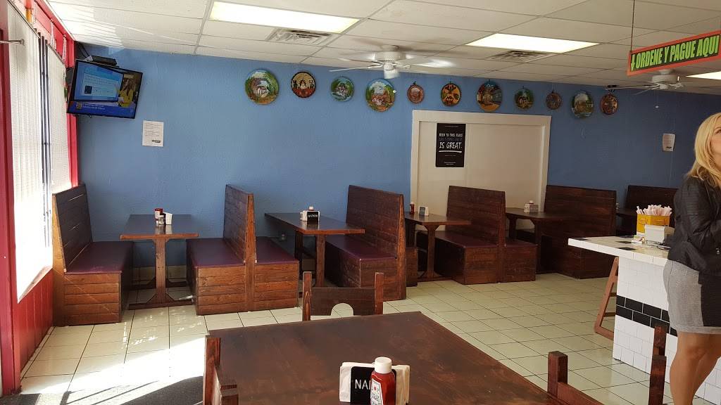 Limon’s | restaurant | 3105 W Davis St, Dallas, TX 75211, USA | 2143300947 OR +1 214-330-0947