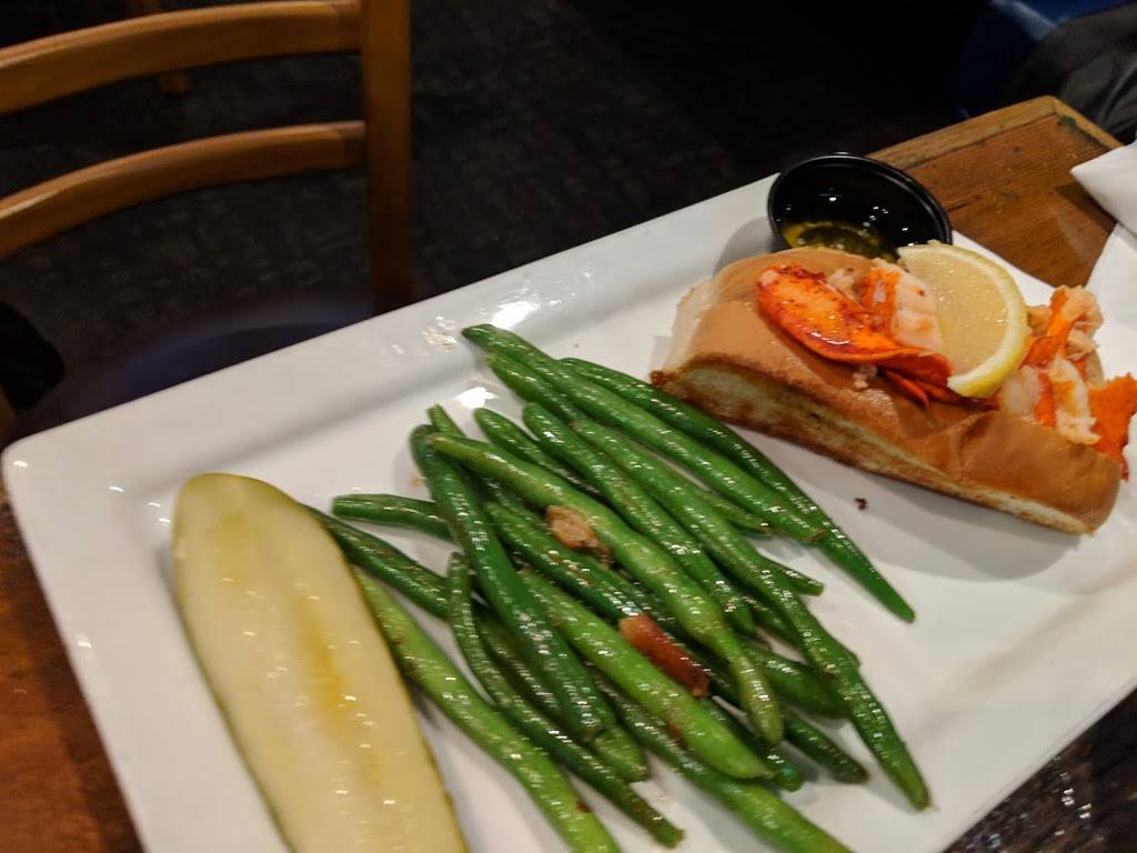 New Englands Ale House Grille Inc | restaurant | 3419 US-19 ALT, Palm Harbor, FL 34683, USA | 7277859700 OR +1 727-785-9700