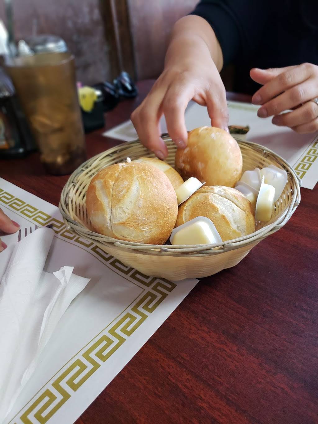 South BBQ | restaurant | 396 South St, Newark, NJ 07105, USA | 9737824885 OR +1 973-782-4885