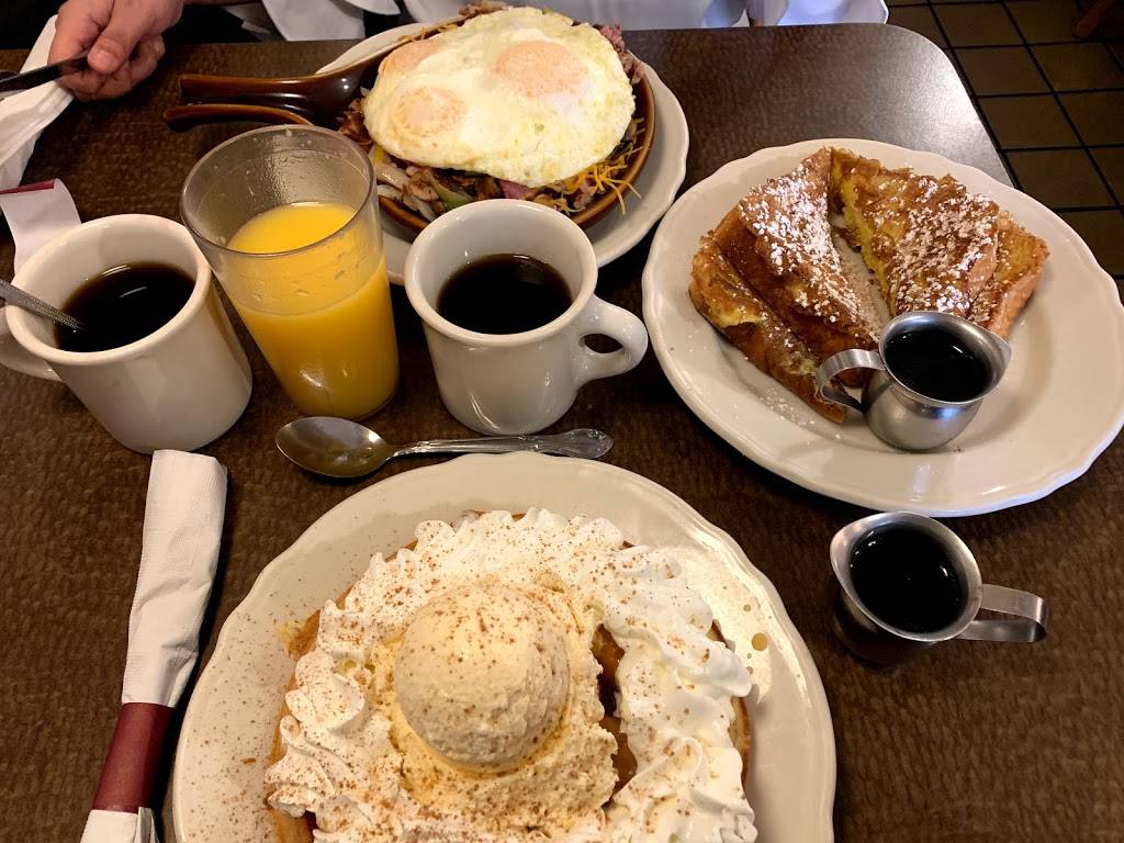 Georges Family Restaurant | restaurant | 145 S Oak Park Ave, Oak Park, IL 60302, USA | 7088484949 OR +1 708-848-4949