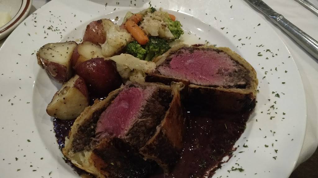 Magdys Restaurant | restaurant | 2026 S 3rd St, Terre Haute, IN 47802, USA | 8122385500 OR +1 812-238-5500