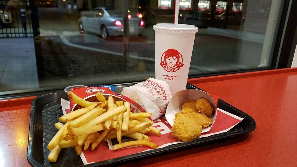 Wendys | restaurant | 1623 W Division St, Chicago, IL 60622, USA | 7734862344 OR +1 773-486-2344