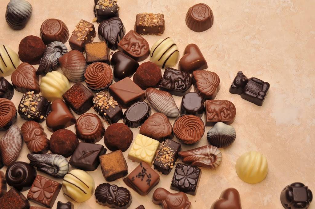 Belgian Chocolatier Piron, Inc. | restaurant | 509-A Main St, Evanston, IL 60202, USA | 8478645504 OR +1 847-864-5504