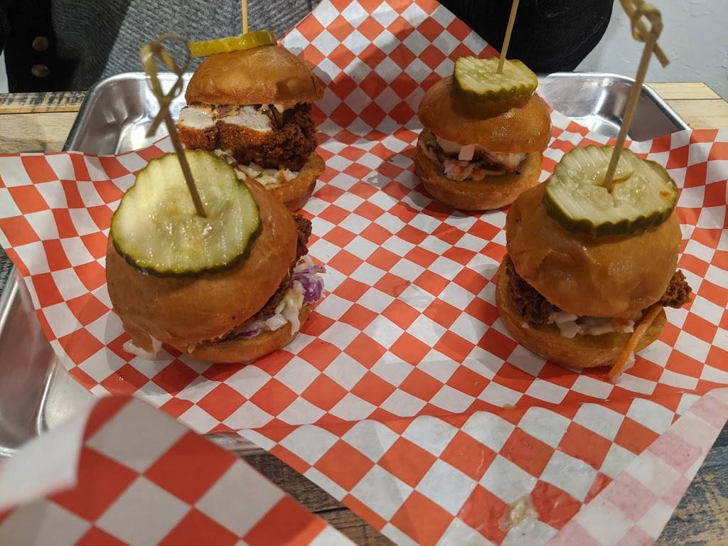 FireBirds Chicken | restaurant | 4155 University Ave, San Diego, CA 92105, USA | 6193268235 OR +1 619-326-8235