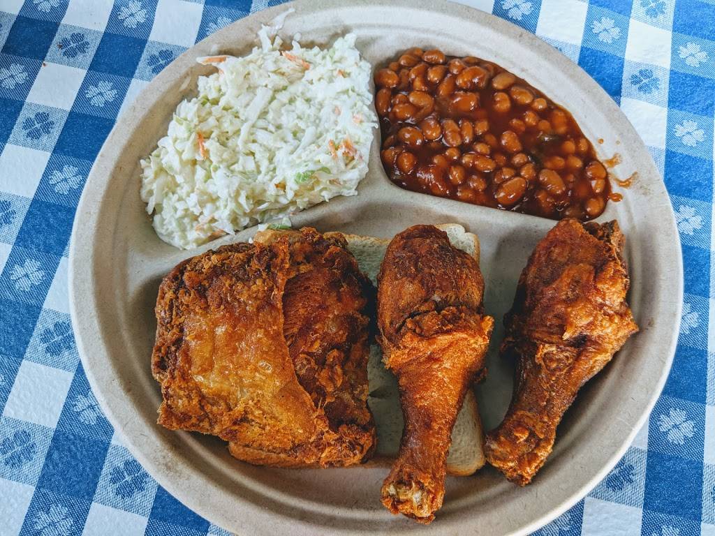 Guss World Famous Fried Chicken | restaurant | 2943 N Germantown Pkwy, Bartlett, TN 38133, USA | 9013739111 OR +1 901-373-9111