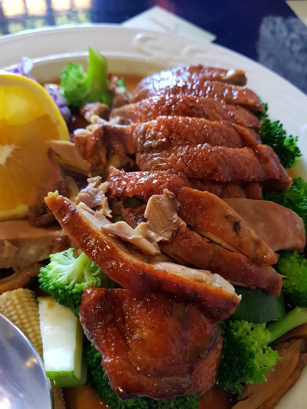 Siamese Bay Restaurant | restaurant | 131 Webster St, Monterey, CA 93940, USA | 8313731550 OR +1 831-373-1550