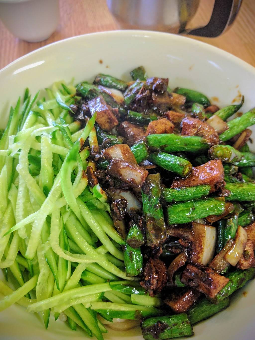 King of Noodles | restaurant | 1639 Irving St, San Francisco, CA 94122, USA | 4155668318 OR +1 415-566-8318