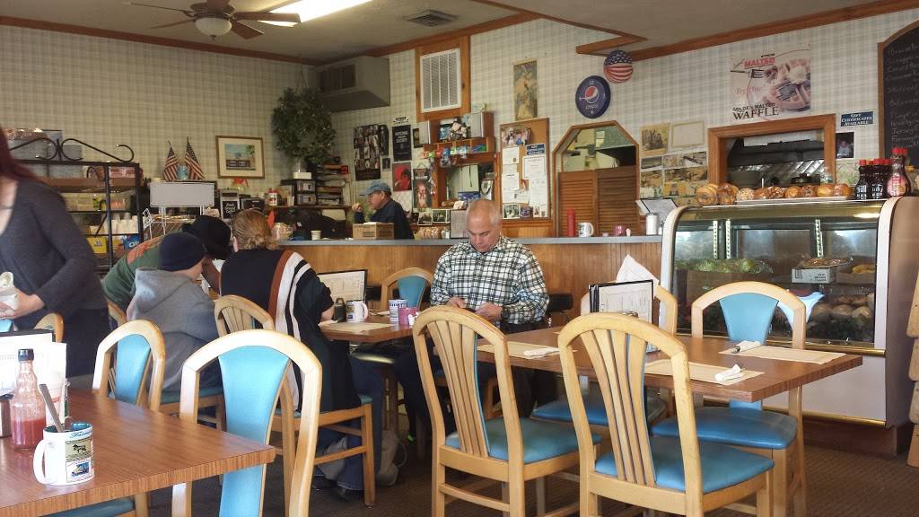 Farmingdale Breakfast Club | cafe | 14 Main St, Farmingdale, NJ 07727, USA | 7327511191 OR +1 732-751-1191