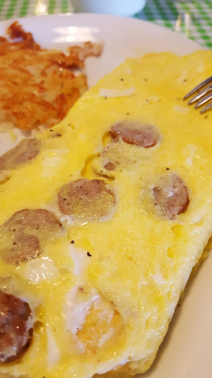 Moms Restaurant & Pub | restaurant | 225 Bremer Ave # 1, Colfax, WI 54730, USA | 7159624617 OR +1 715-962-4617