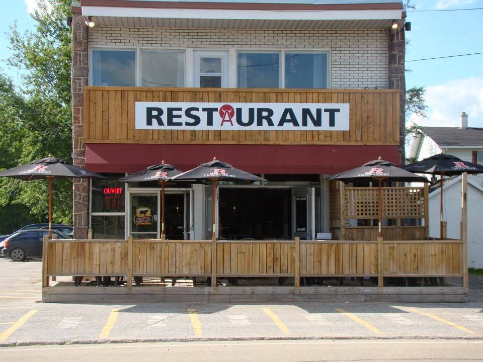 Restaurant St-Alfred | restaurant | 326 2e Avenue, Portneuf, QC G0A 2Y0, Canada | 4189130639 OR +1 418-913-0639