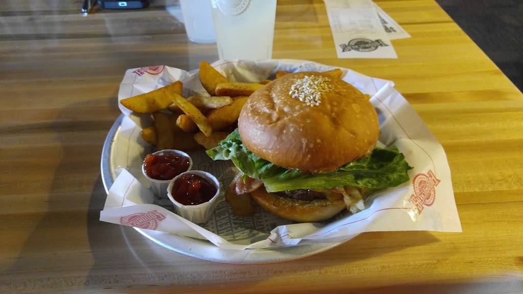 Fuddruckers | restaurant | 11023 Pecan Park Blvd, Cedar Park, TX 78613, USA | 5122191957 OR +1 512-219-1957