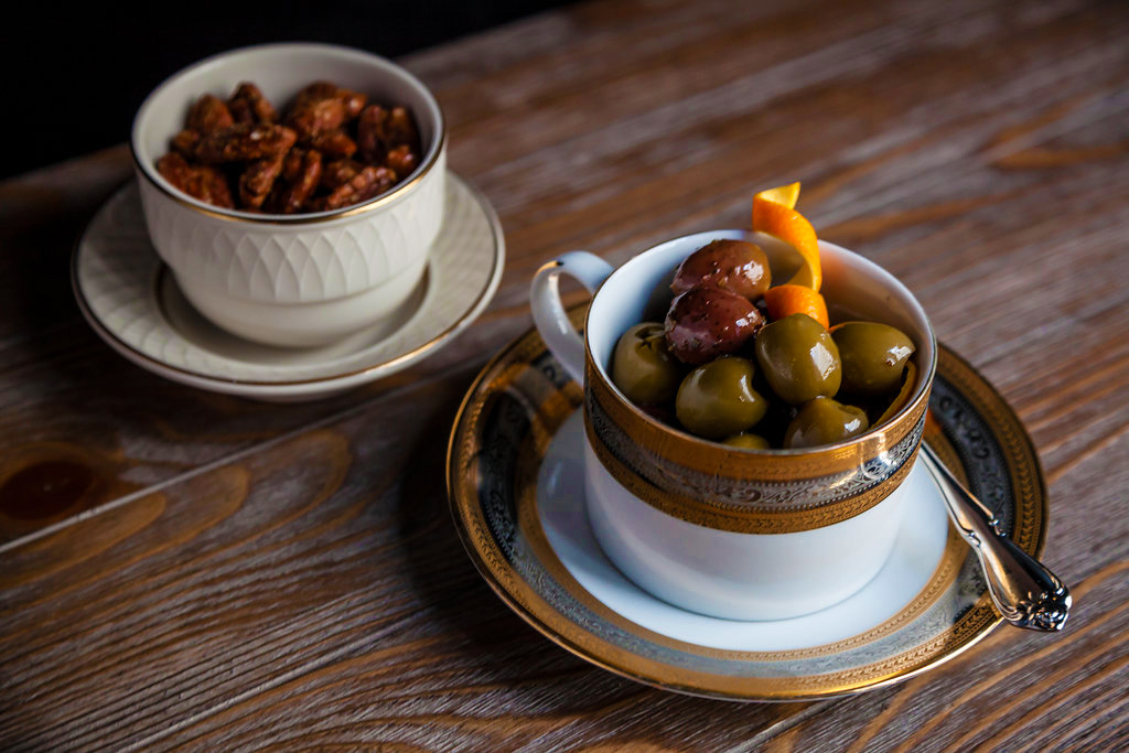 The Roosevelt Room | restaurant | 307 W 5th St, Austin, TX 78701, USA | 5124944094 OR +1 512-494-4094