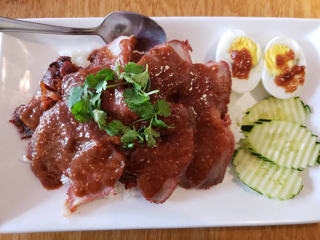 Smile Thai Cuisine | restaurant | 6411 Latona Ave NE, Seattle, WA 98115, USA | 2069851182 OR +1 206-985-1182