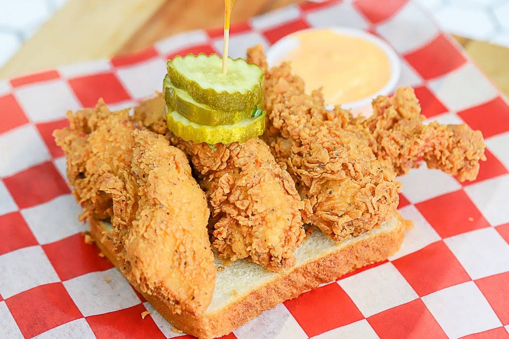 Roaming Rooster | restaurant | 1301 U St NW, Washington, DC 20009, USA | 2028082993 OR +1 202-808-2993