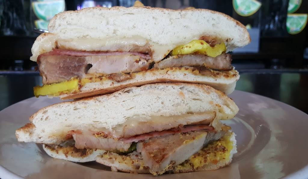 Hibernian Pub | restaurant | 311 Glenwood Ave, Raleigh, NC 27603, USA | 9198332258 OR +1 919-833-2258