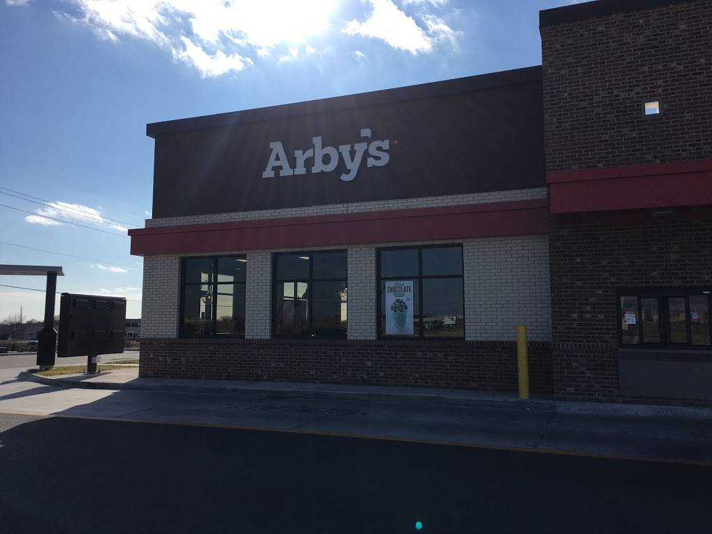 Arbys | restaurant | 910 East 53rd St N, Park City, KS 67219, USA | 3168319810 OR +1 316-831-9810