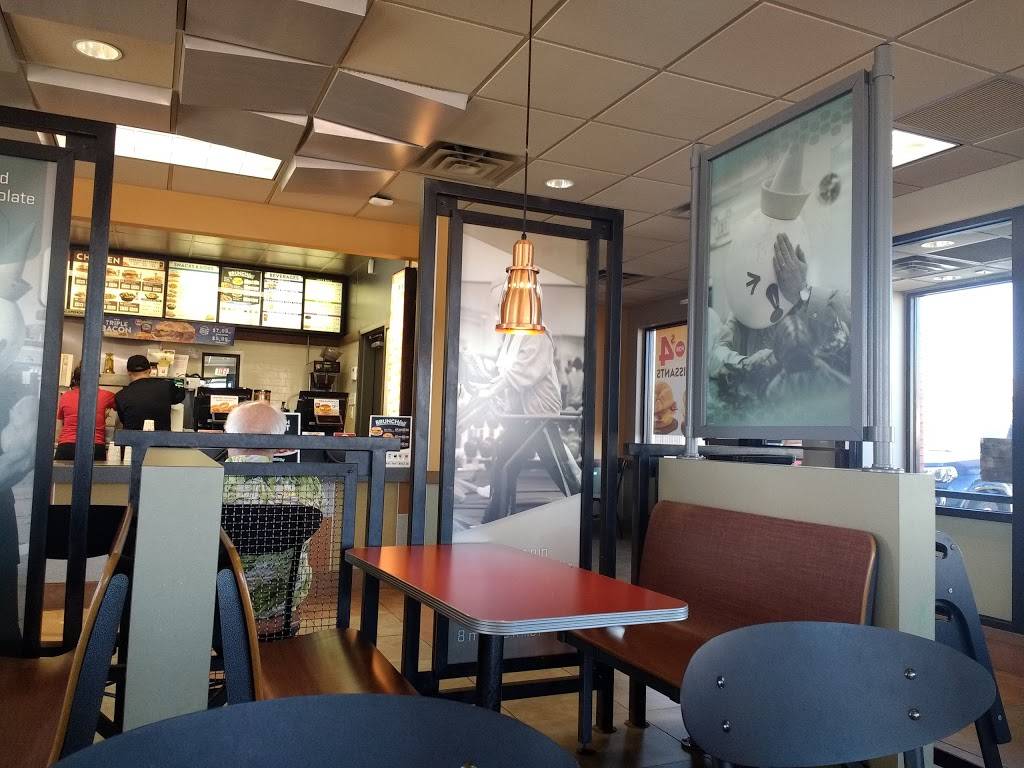 Jack in the Box | restaurant | 12235 Jones Rd, Houston, TX 77070, USA | 2818947331 OR +1 281-894-7331