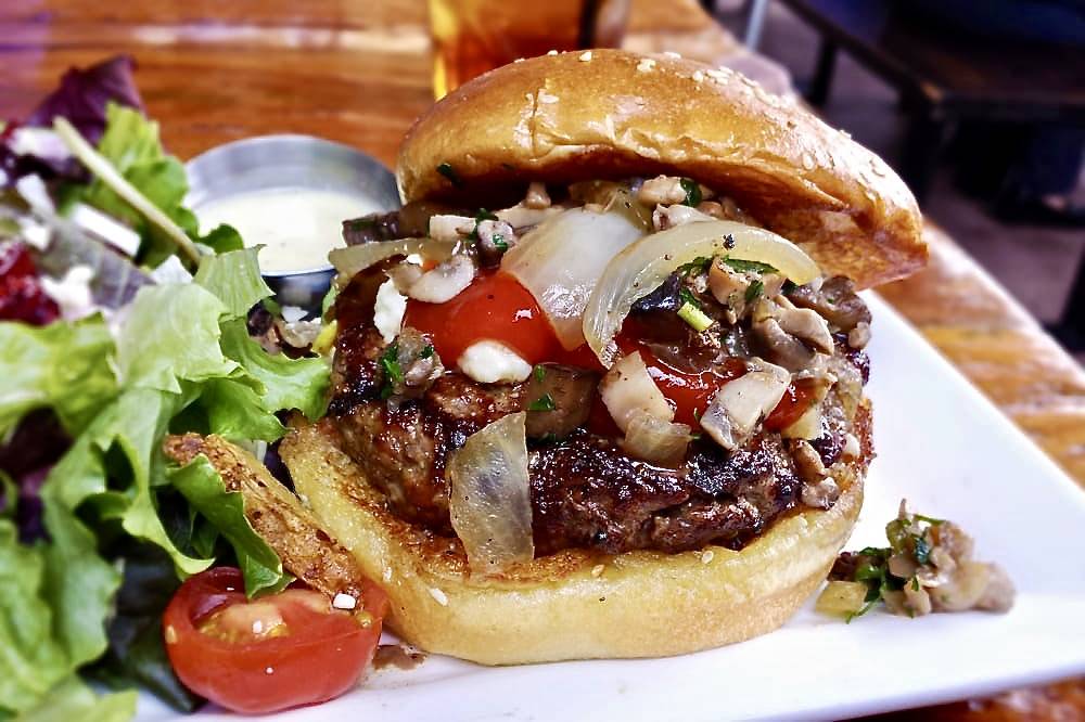 Eureka! | restaurant | 4353 La Jolla Village Dr, San Diego, CA 92122, USA | 8582103444 OR +1 858-210-3444