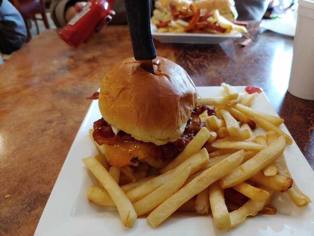 Joes American Diner | restaurant | 3908 Prince William Pkwy, Woodbridge, VA 22192, USA | 7036706961 OR +1 703-670-6961